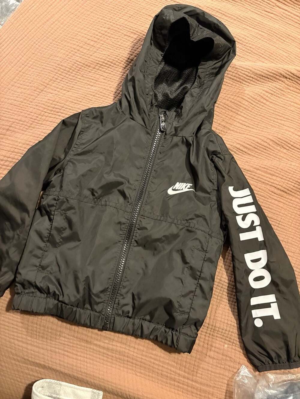 Nike Kids' Just Do It Windrunner Jacket Size 2T Black